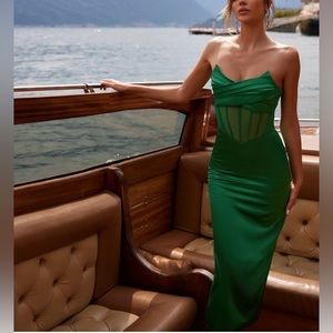 Alamour The Label Giovanna Dress Size XS or US Size 2